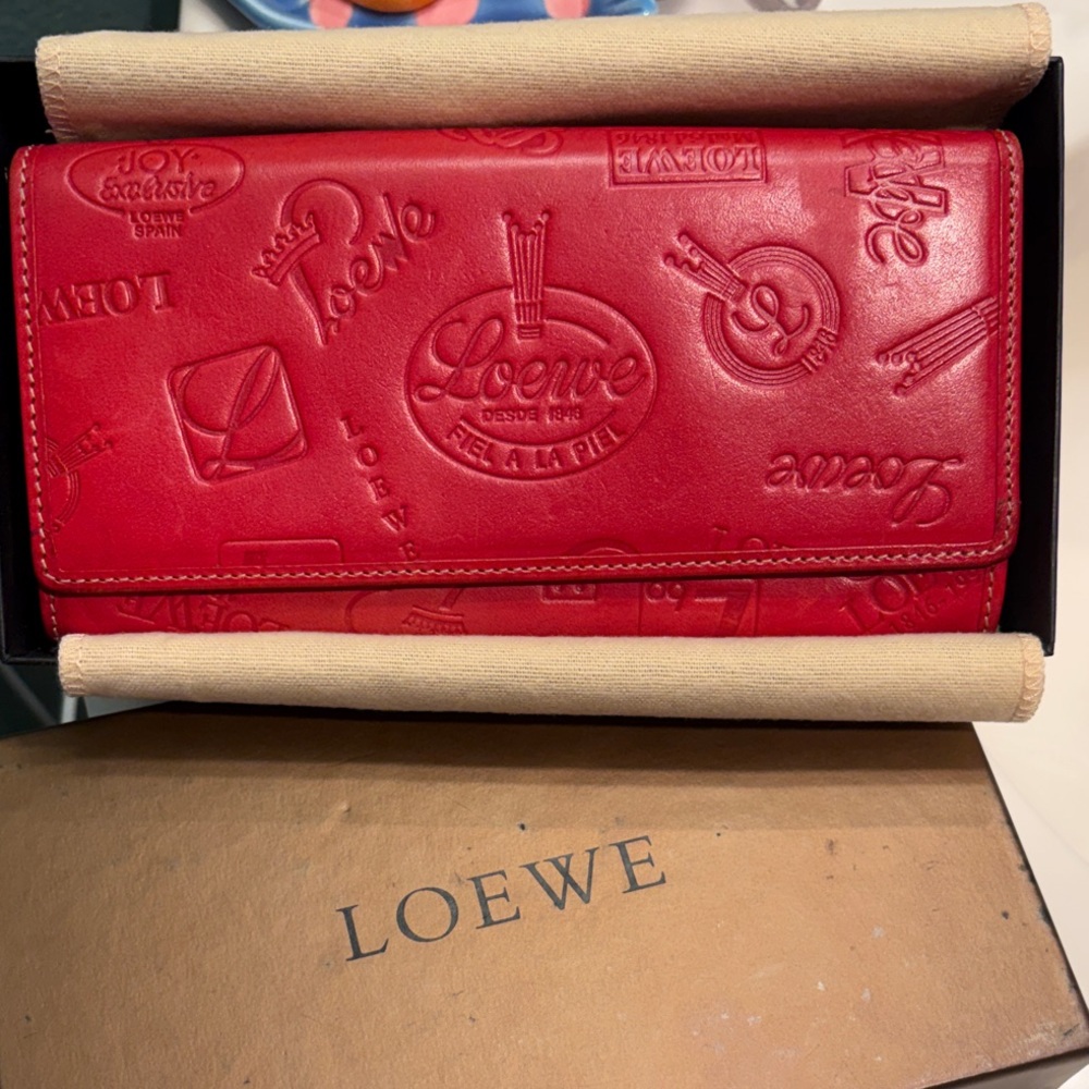 Loewe 160th Anniversary collection, embossed long wallet, with COA 🤩❤️